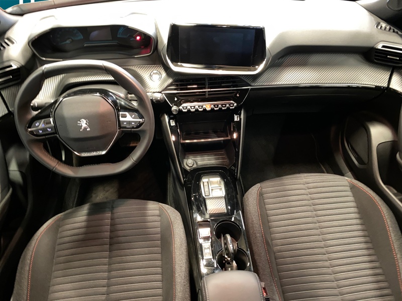 Peugeot e-2008 vaihtoauto