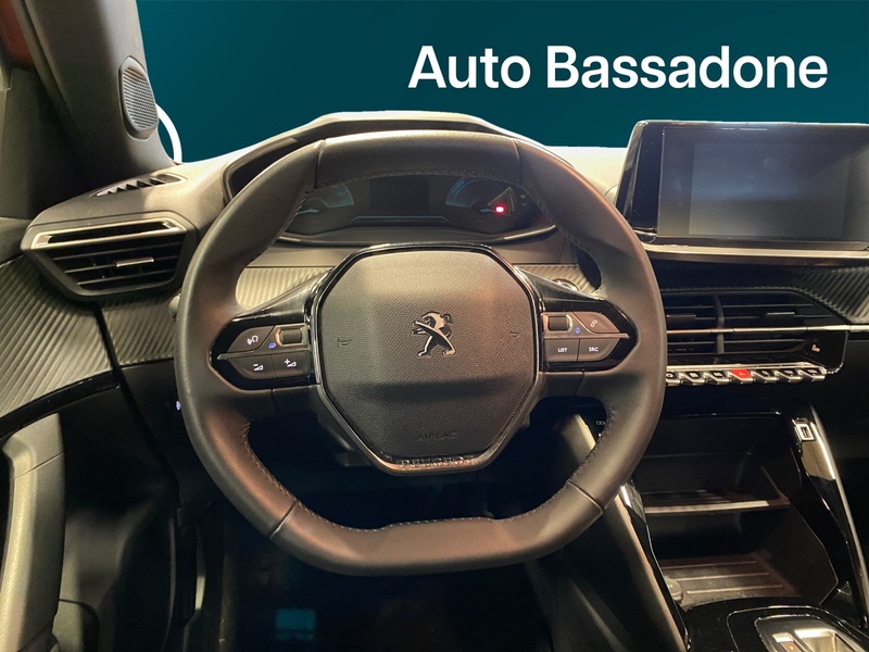 Peugeot e-2008 vaihtoauto