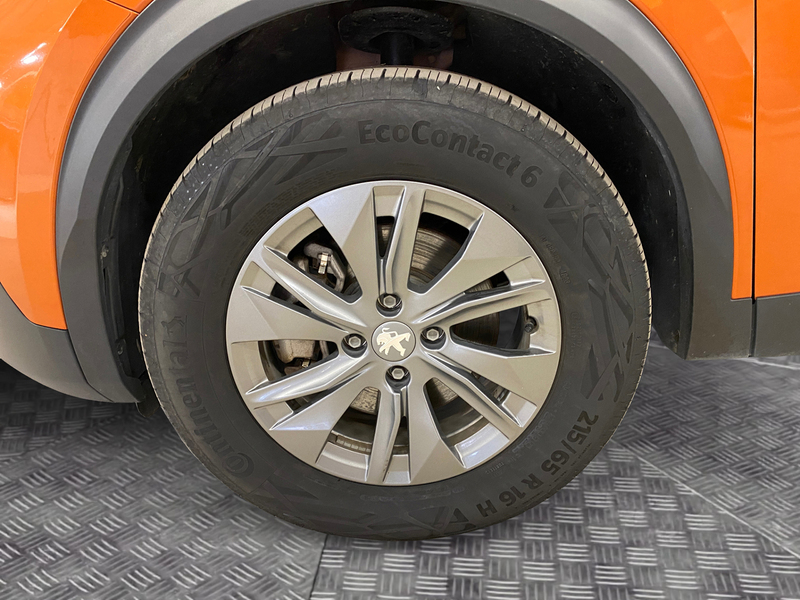 Peugeot e-2008 vaihtoauto