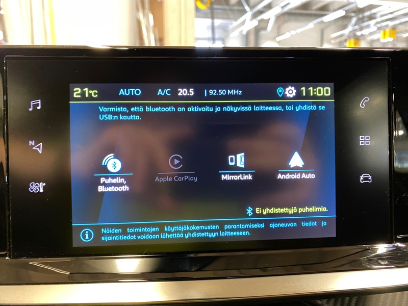 Peugeot e-2008 vaihtoauto