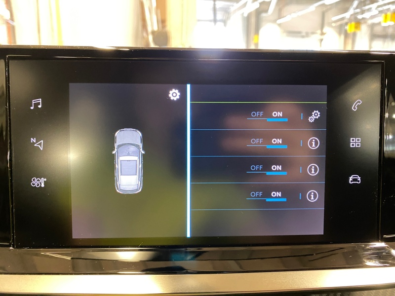 Peugeot e-2008 vaihtoauto