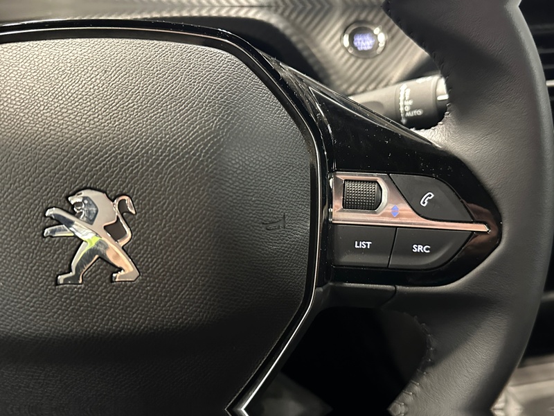 Peugeot e-2008 vaihtoauto