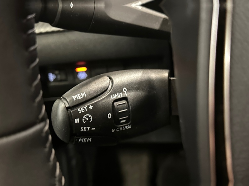 Peugeot e-2008 vaihtoauto