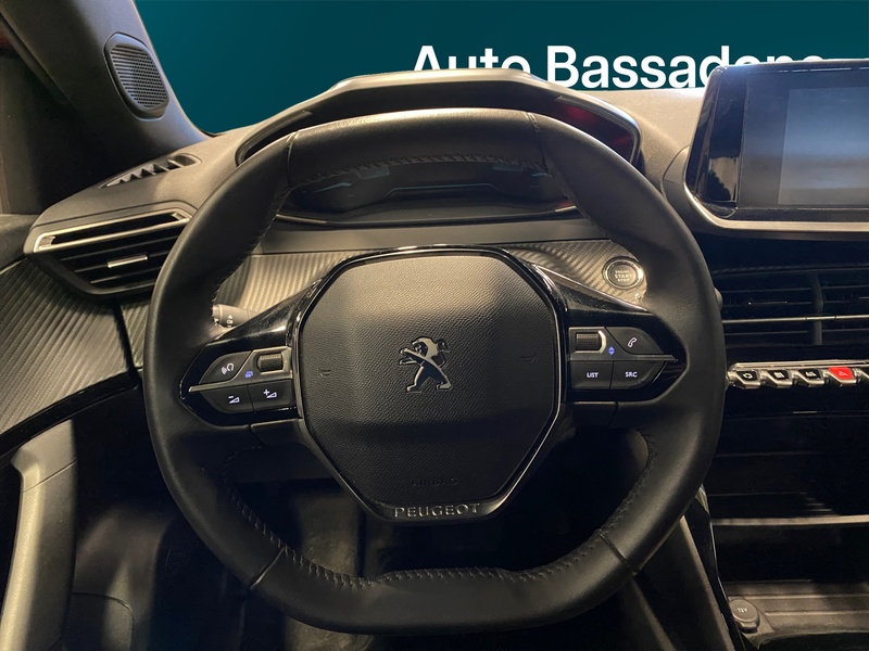 Peugeot e-2008 vaihtoauto