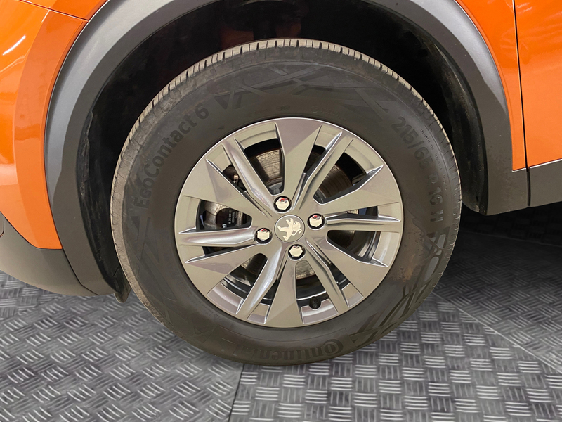 Peugeot e-2008 vaihtoauto