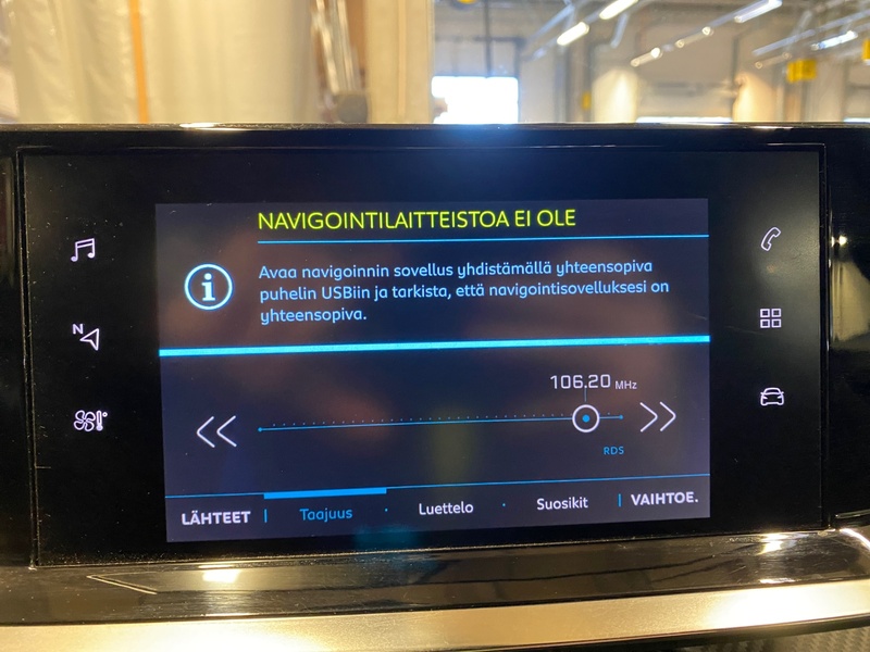 Peugeot e-2008 vaihtoauto