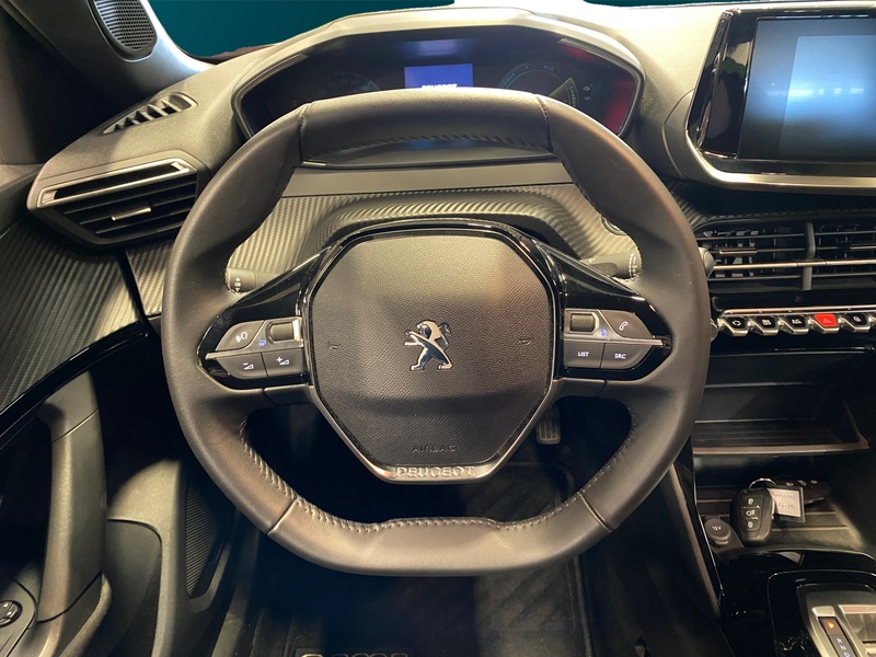 Peugeot e-2008 vaihtoauto