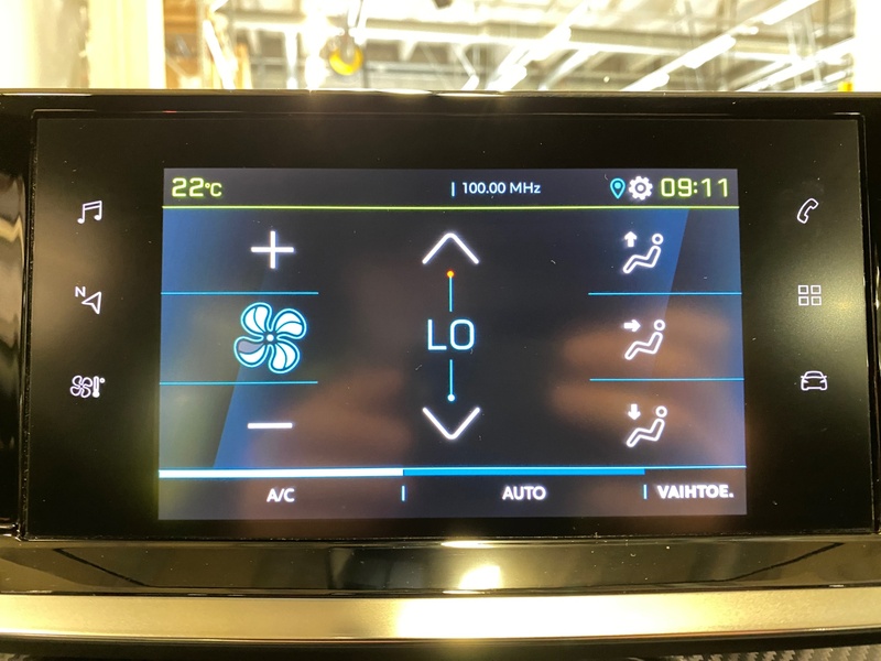 Peugeot e-2008 vaihtoauto