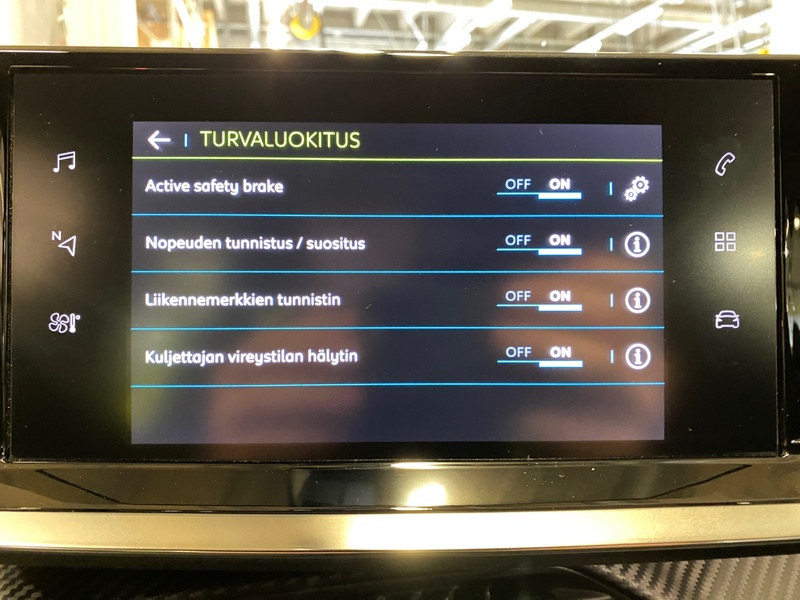 Peugeot e-2008 vaihtoauto