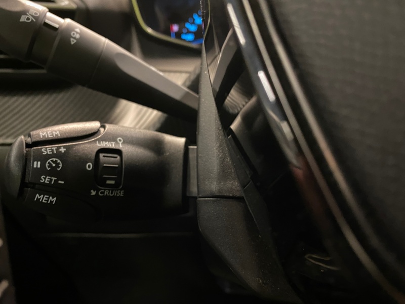 Peugeot e-2008 vaihtoauto