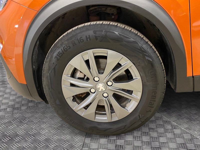 Peugeot e-2008 vaihtoauto