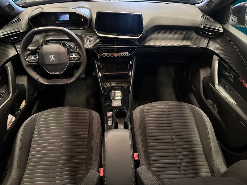 Peugeot e-2008 vaihtoauto