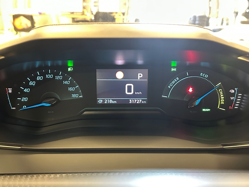 Peugeot e-2008 vaihtoauto