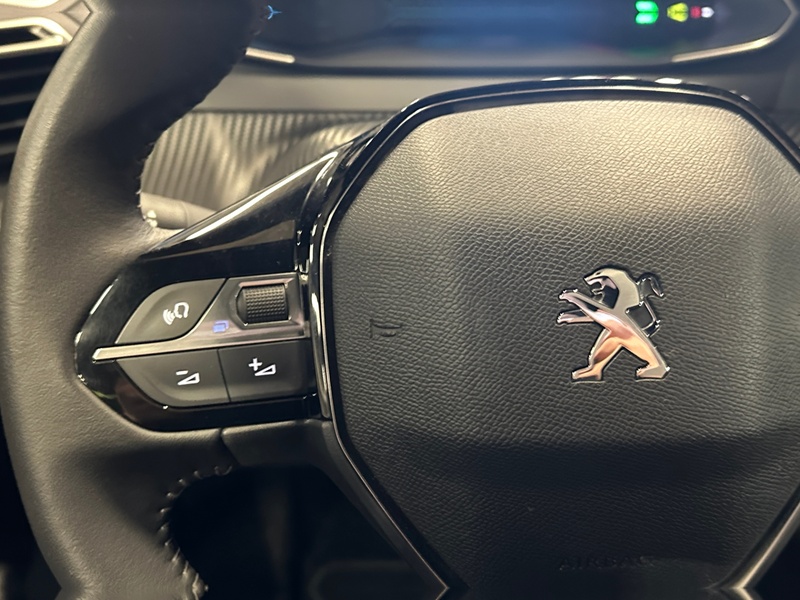 Peugeot e-2008 vaihtoauto