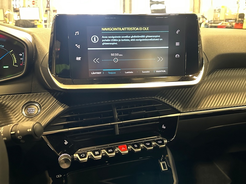 Peugeot e-2008 vaihtoauto