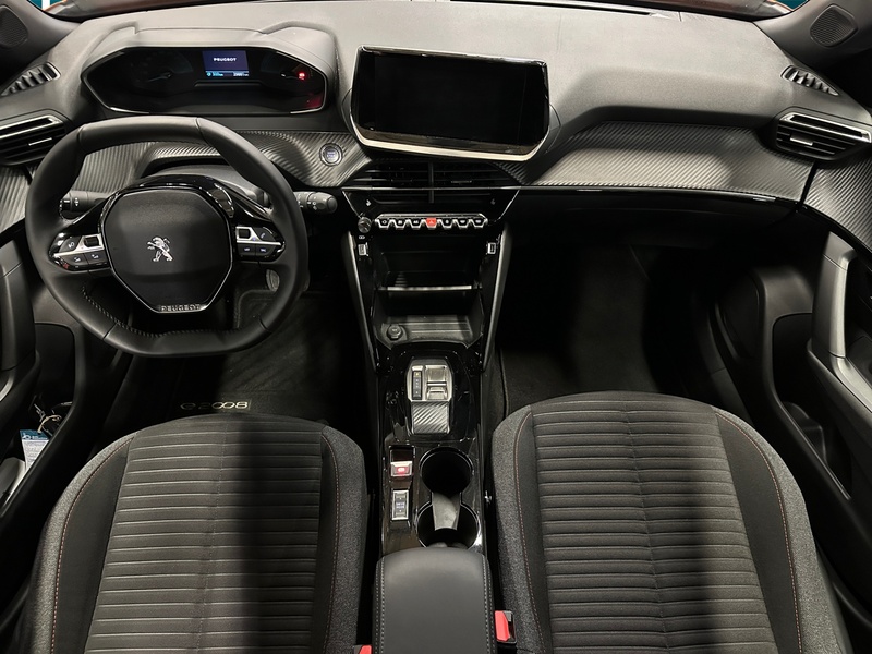 Peugeot e-2008 vaihtoauto