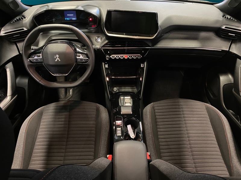 Peugeot e-2008 vaihtoauto