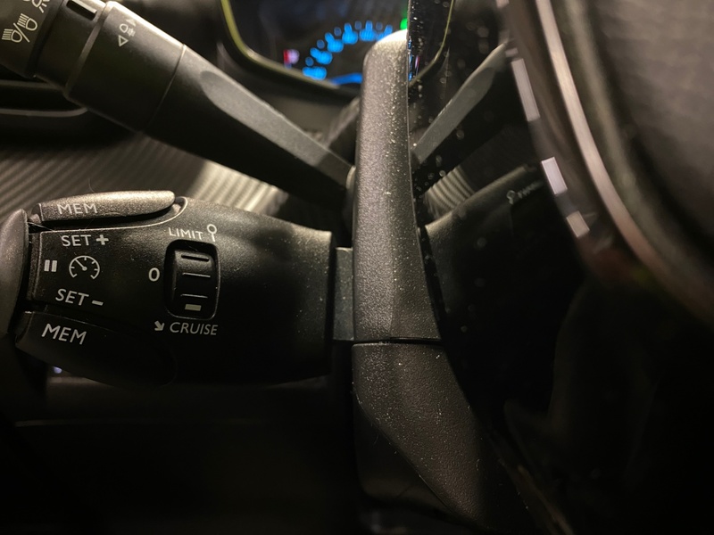 Peugeot e-2008 vaihtoauto