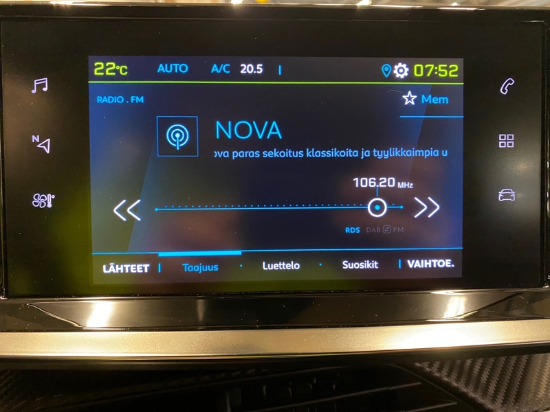 Peugeot e-2008 vaihtoauto