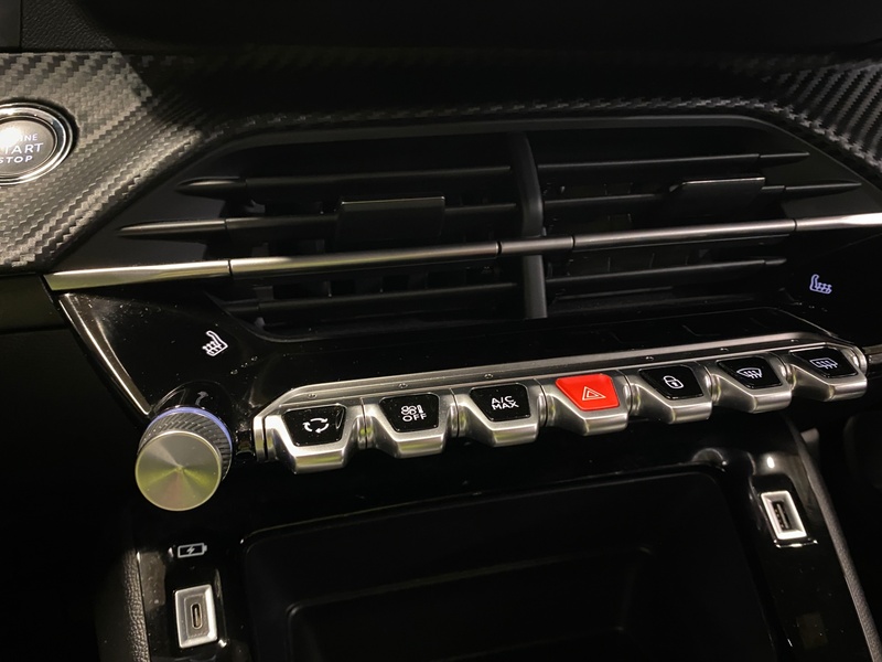 Peugeot e-2008 vaihtoauto