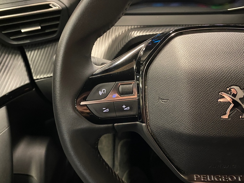 Peugeot e-2008 vaihtoauto