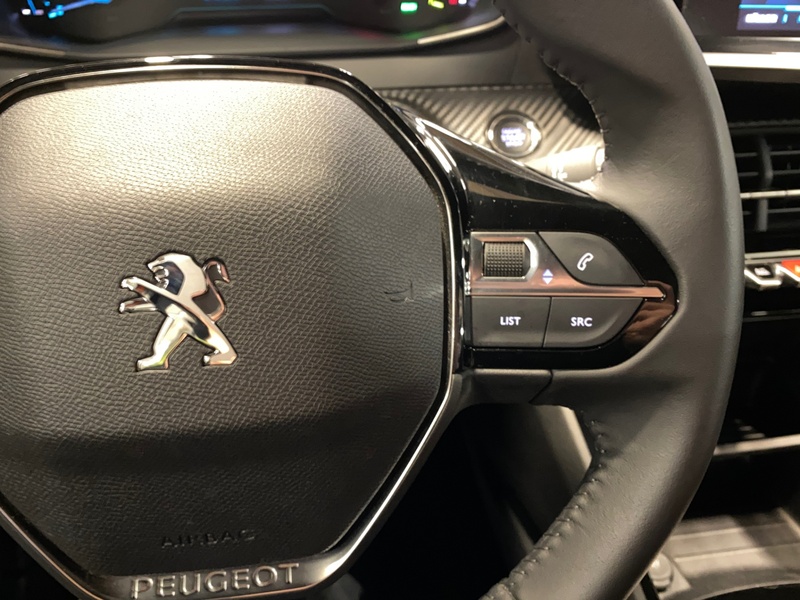 Peugeot e-2008 vaihtoauto