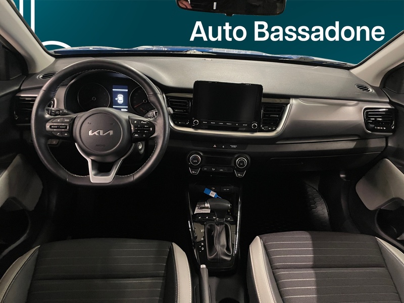 Kia Stonic vaihtoauto