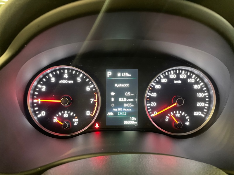 Kia Stonic vaihtoauto
