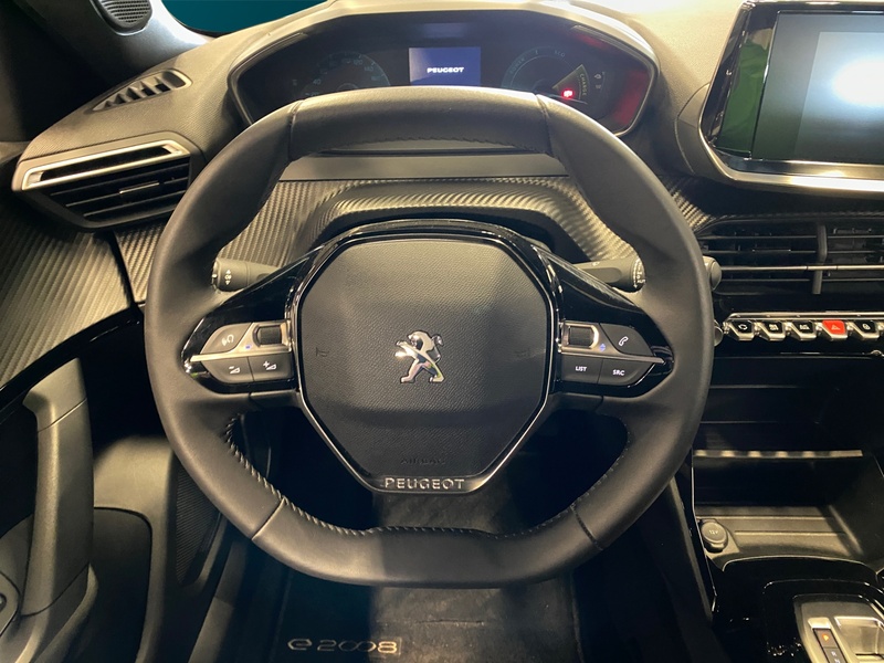 Peugeot e-2008 vaihtoauto