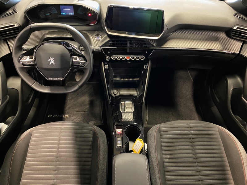Peugeot e-2008 vaihtoauto