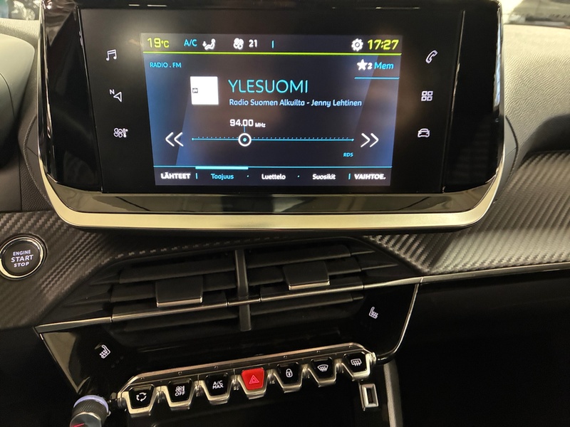 Peugeot e-2008 vaihtoauto