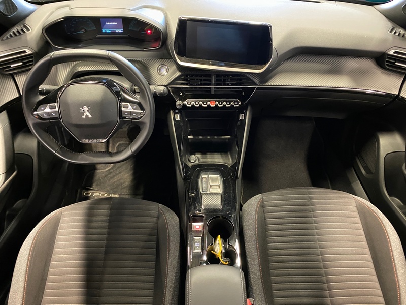 Peugeot e-2008 vaihtoauto