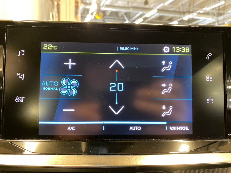 Peugeot e-2008 vaihtoauto