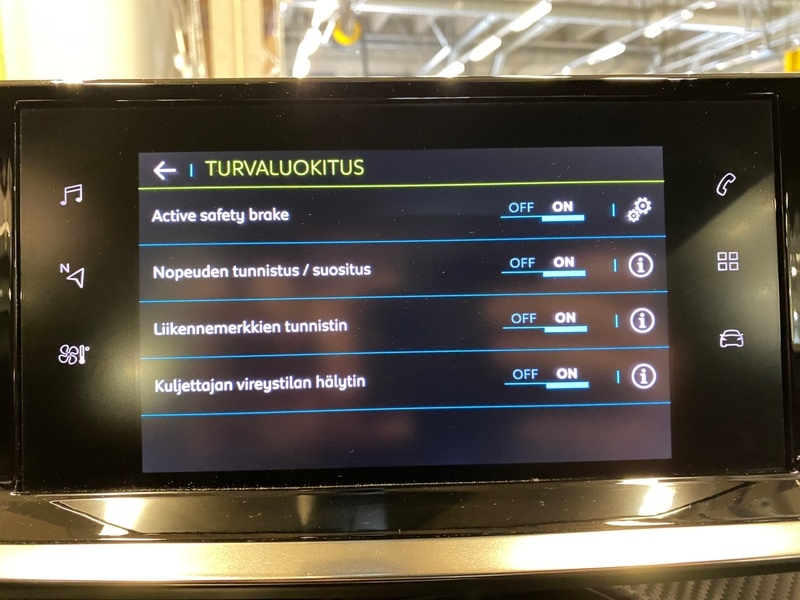 Peugeot e-2008 vaihtoauto