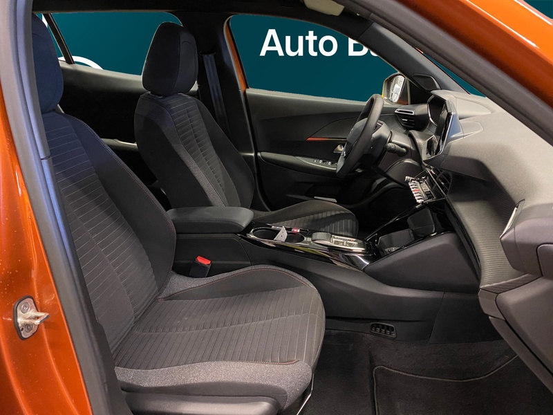 Peugeot e-2008 vaihtoauto