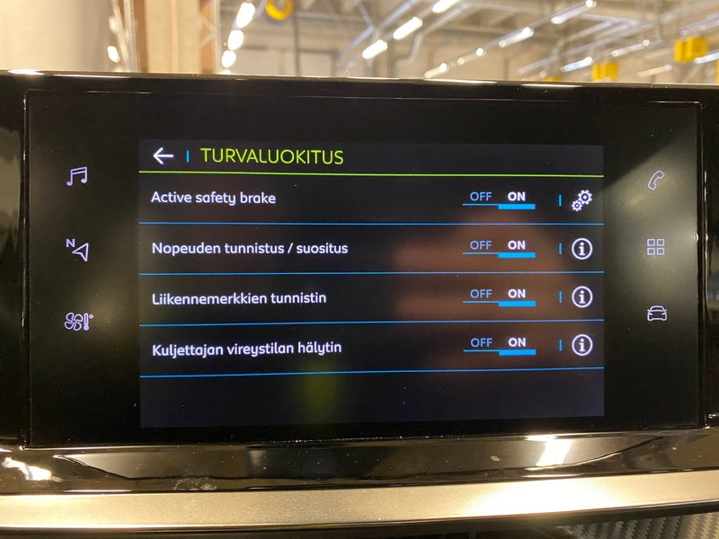 Peugeot e-2008 vaihtoauto