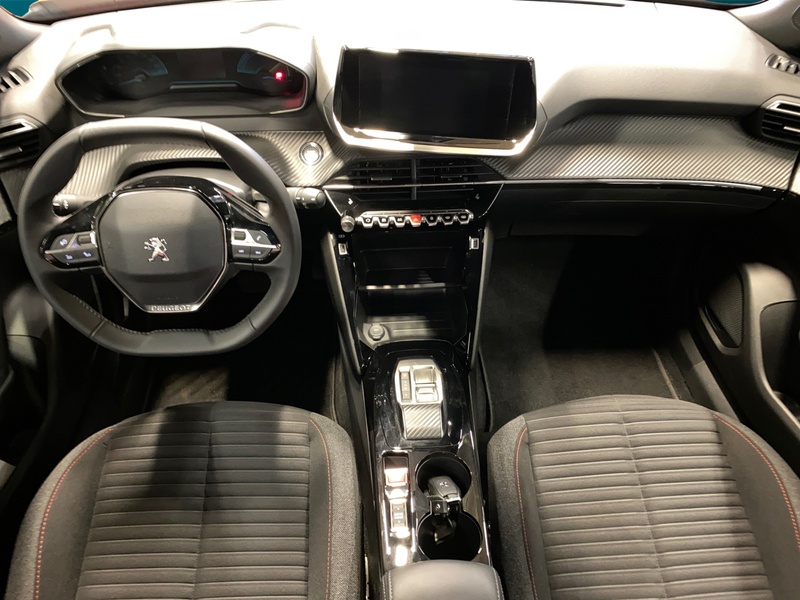 Peugeot e-2008 vaihtoauto