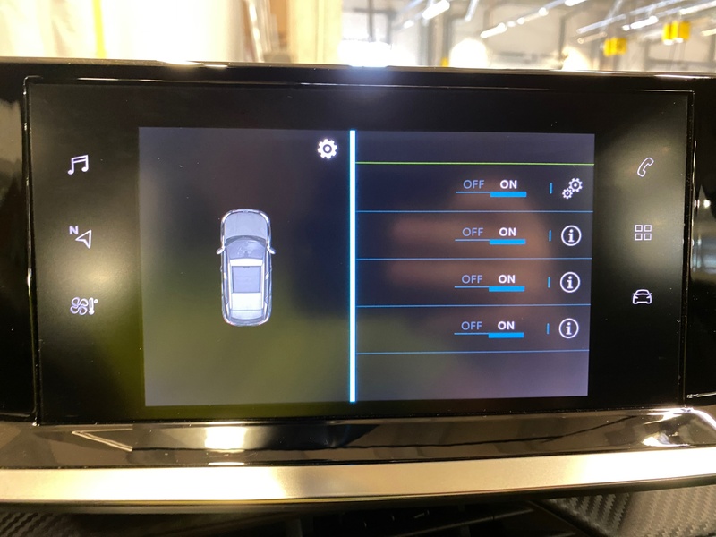 Peugeot e-2008 vaihtoauto