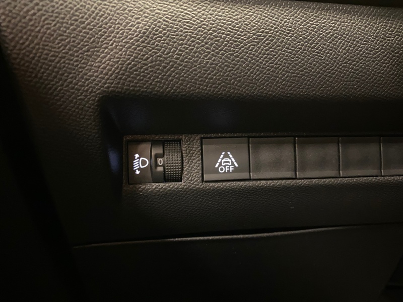 Peugeot e-2008 vaihtoauto