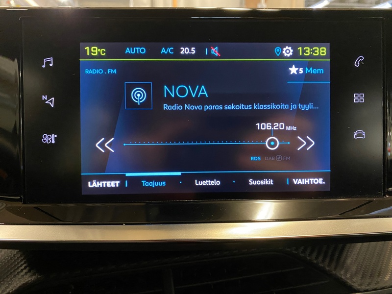 Peugeot e-2008 vaihtoauto