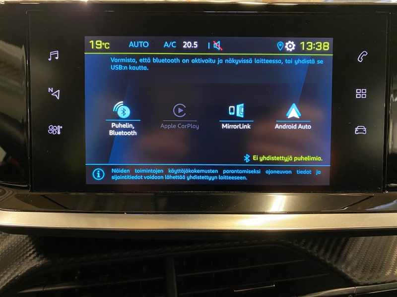 Peugeot e-2008 vaihtoauto