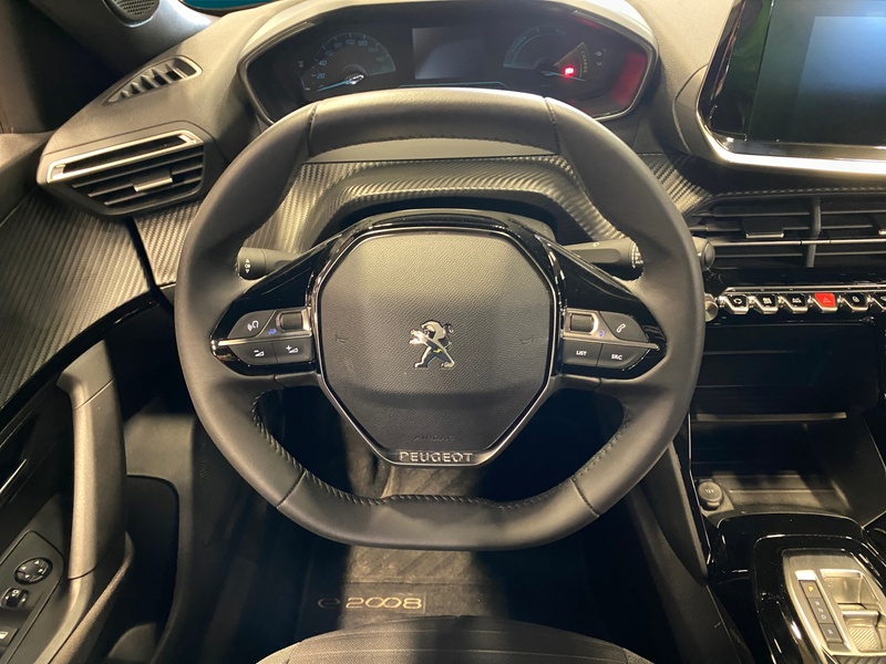 Peugeot e-2008 vaihtoauto