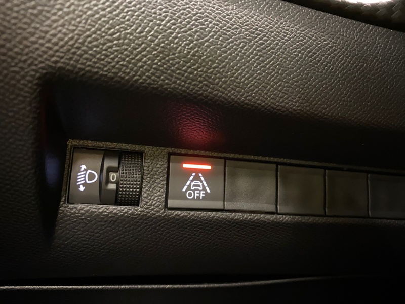 Peugeot e-2008 vaihtoauto