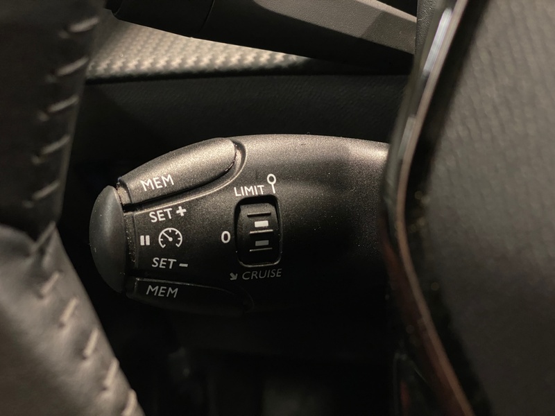 Peugeot e-2008 vaihtoauto