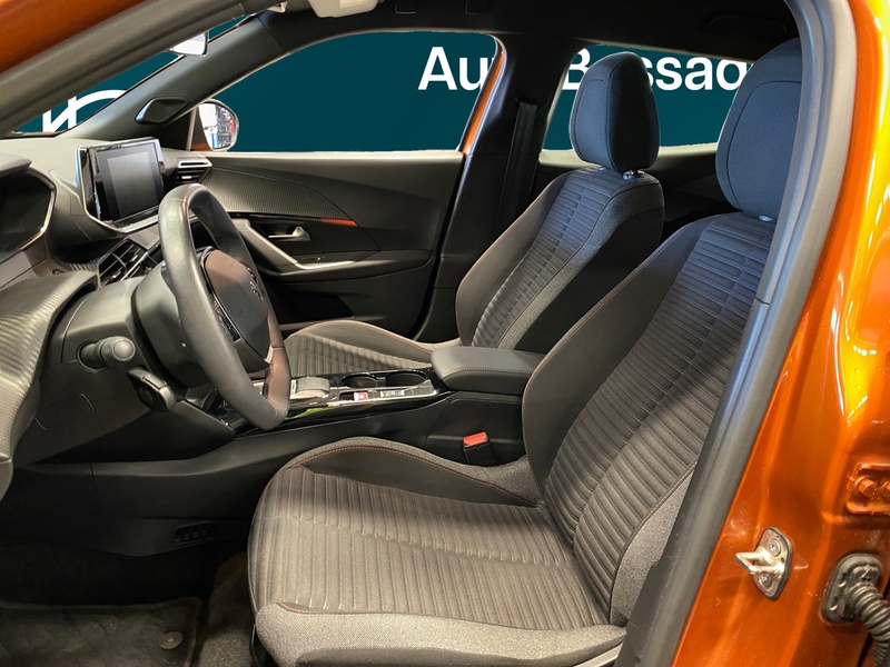 Peugeot e-2008 vaihtoauto