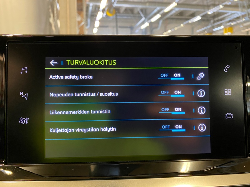 Peugeot e-2008 vaihtoauto