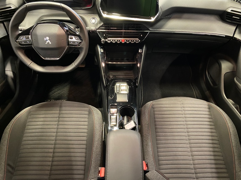 Peugeot e-2008 vaihtoauto