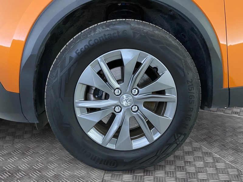 Peugeot e-2008 vaihtoauto