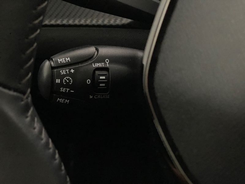 Peugeot e-2008 vaihtoauto