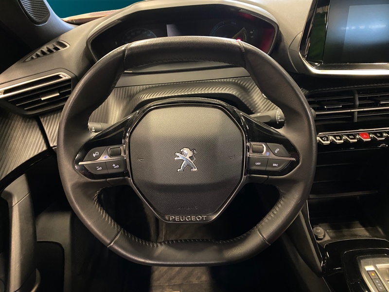 Peugeot e-2008 vaihtoauto